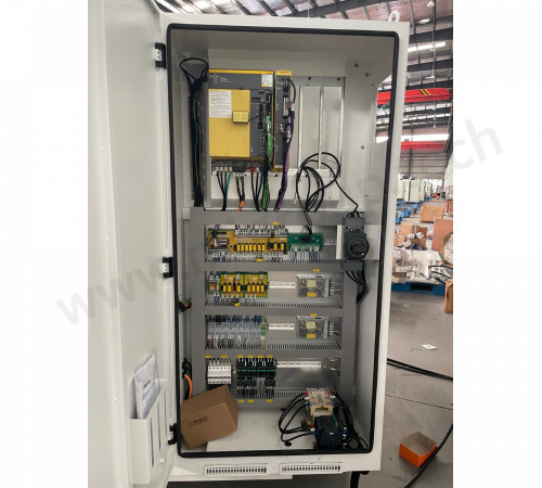 TL2500Y/1000 Токарный обрабатывающий центр c ЧПУ Fanuc 0i-TF (SPECTR)